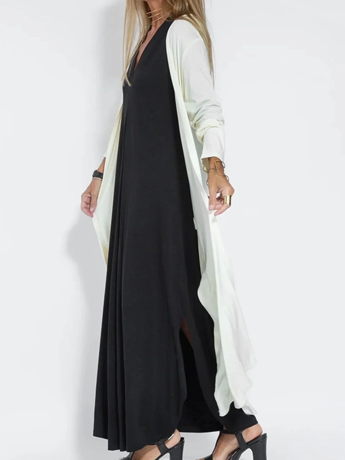 Ärmelloses Maxikleid mit V-Ausschnitt und Schlitz Große Größen