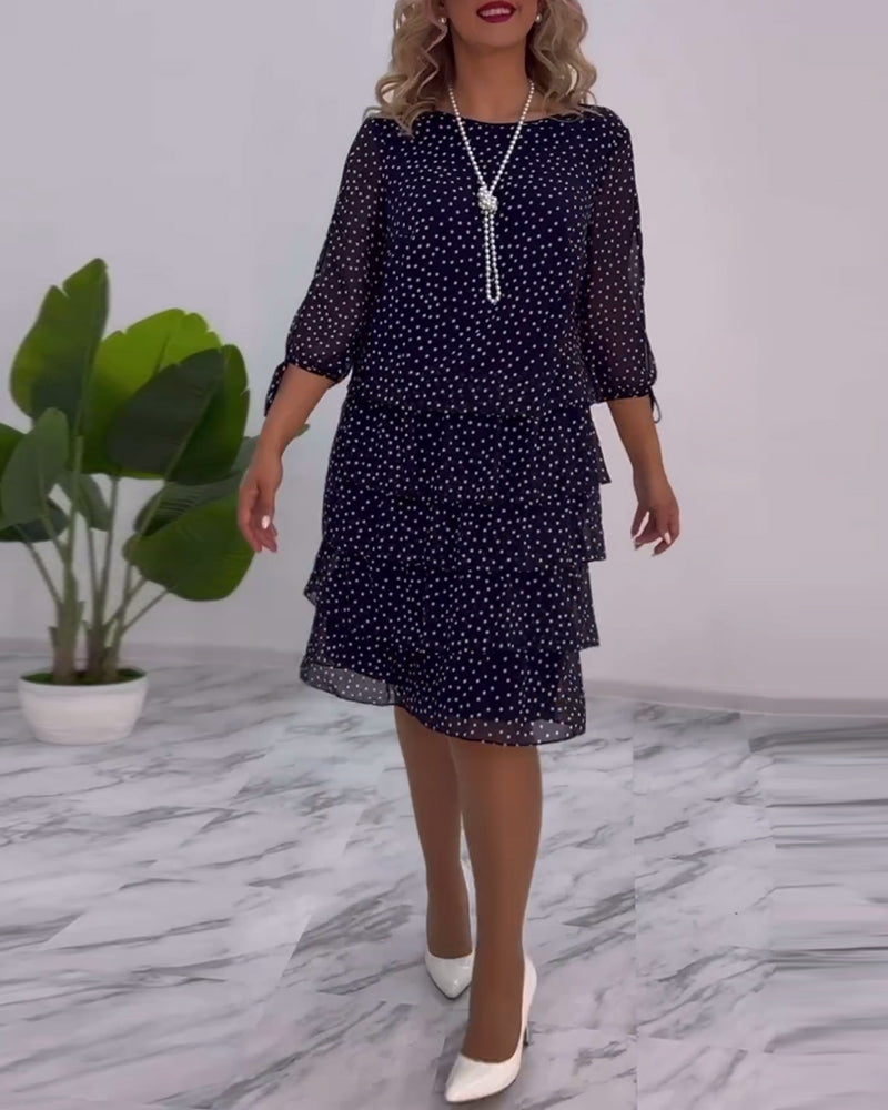 Madeleine – Elegantes Kleid mit Tupfen & Stufenrock