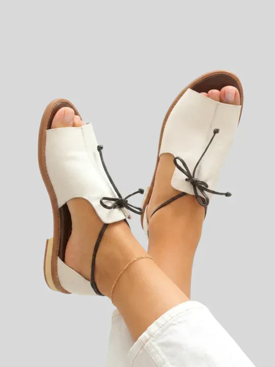 LILLIANA – LEDERSANDALEN MIT RIEMCHEN