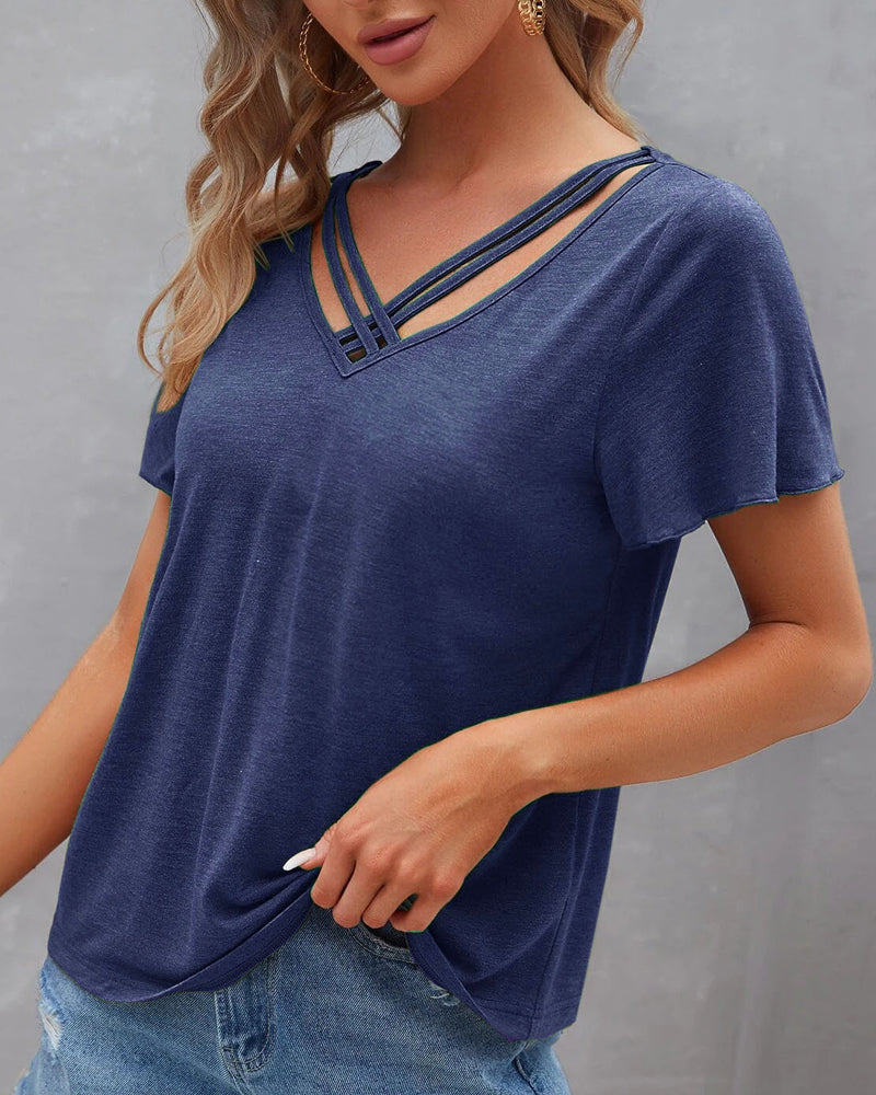 Einfarbiges T-Shirt mit Ausschnitt