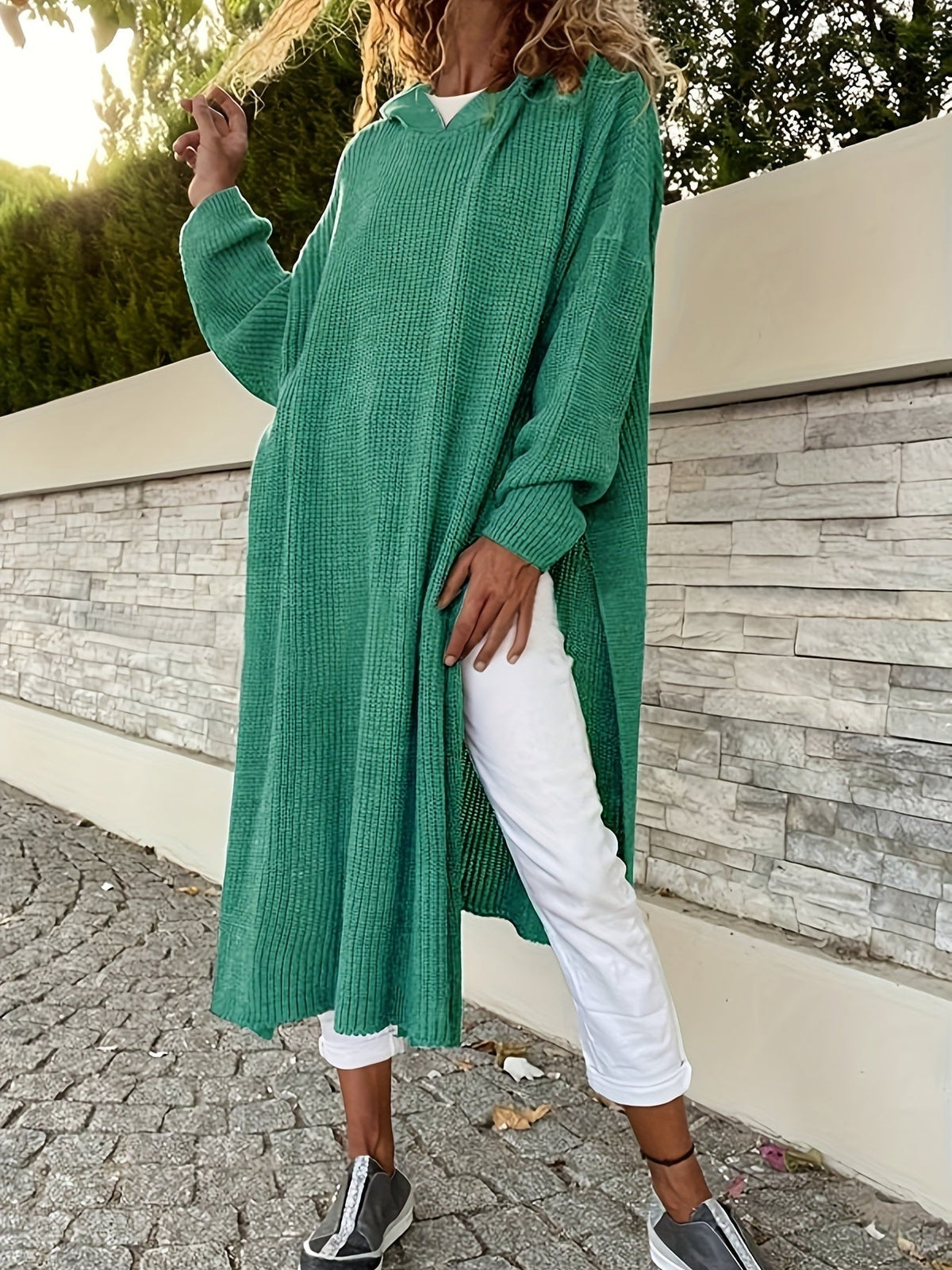 Jocelyn – Strick-Pulloverkleid mit Kapuze
