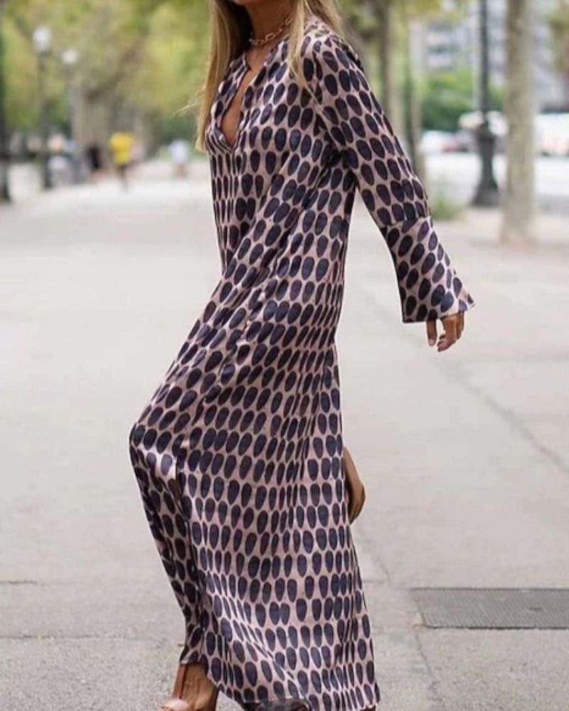 Chels - Kleid, das den Bauch bedeckt