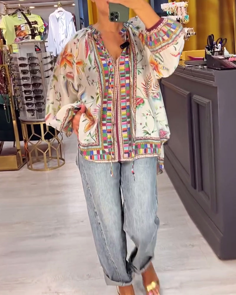Sexy Bluse mit V-Ausschnitt und modischem Druck