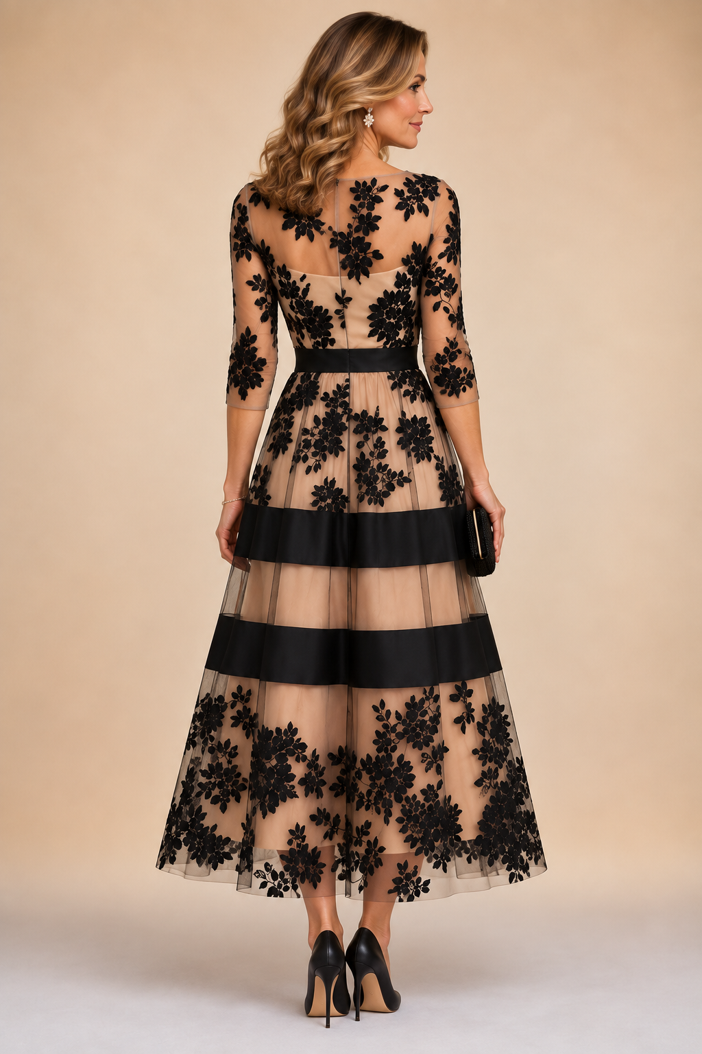 Adrielle | Elegantes Kleid mit floraler Spitze