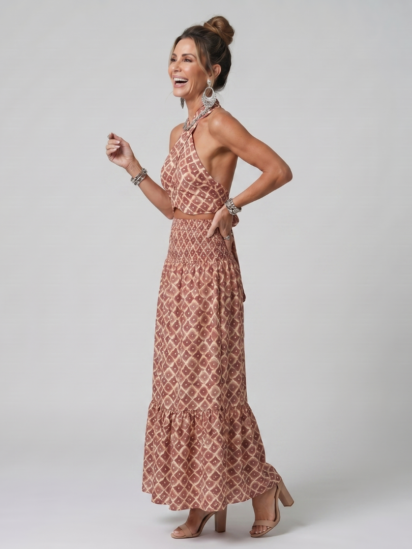 Amira | Midikleid mit geometrischem Print und gekreuzten Trägern