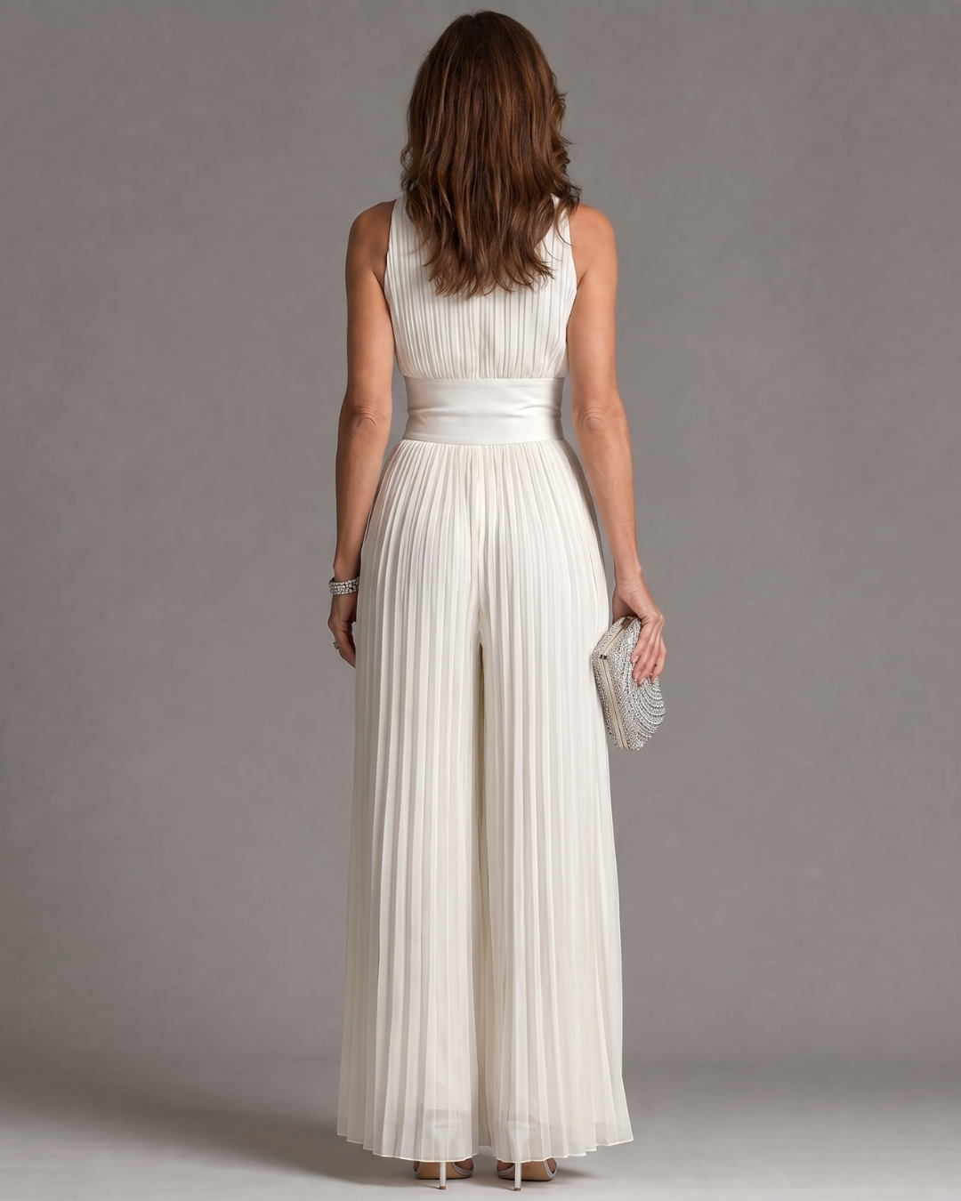 Zakira | Plissierter Jumpsuit mit Rundhalsausschnitt und weitem Bein