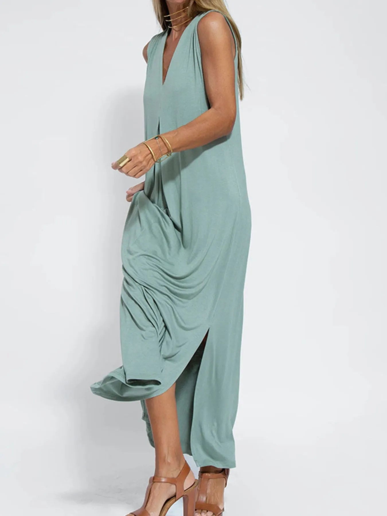 Ärmelloses Maxikleid mit V-Ausschnitt und Schlitz Große Größen