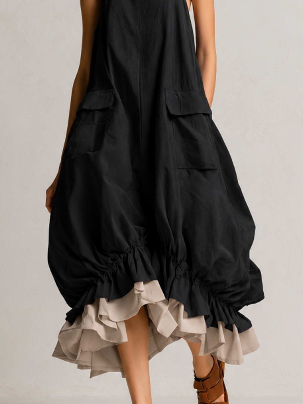 Danielle | Ärmelloses Ballon-Midikleid mit großen Taschen, Lagen und Volantsaum