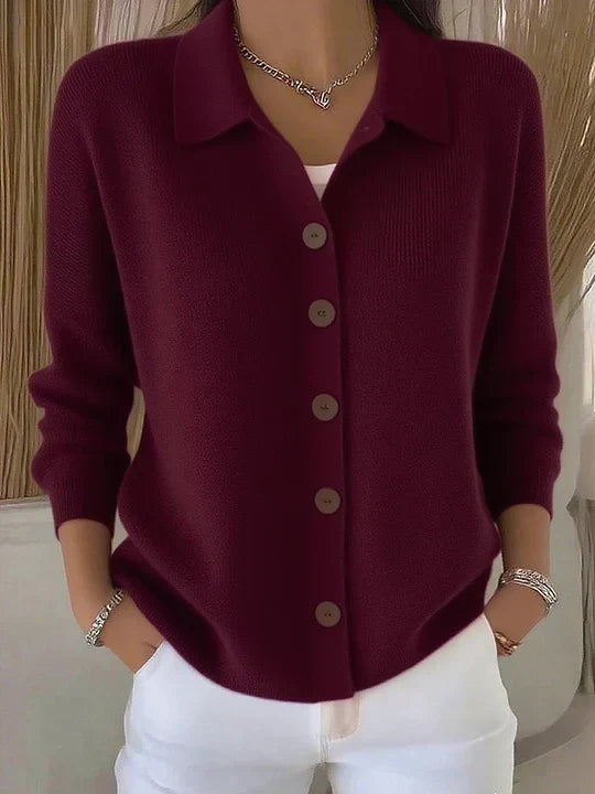 Josefina | Strickjacke mit Kragen und Knöpfen