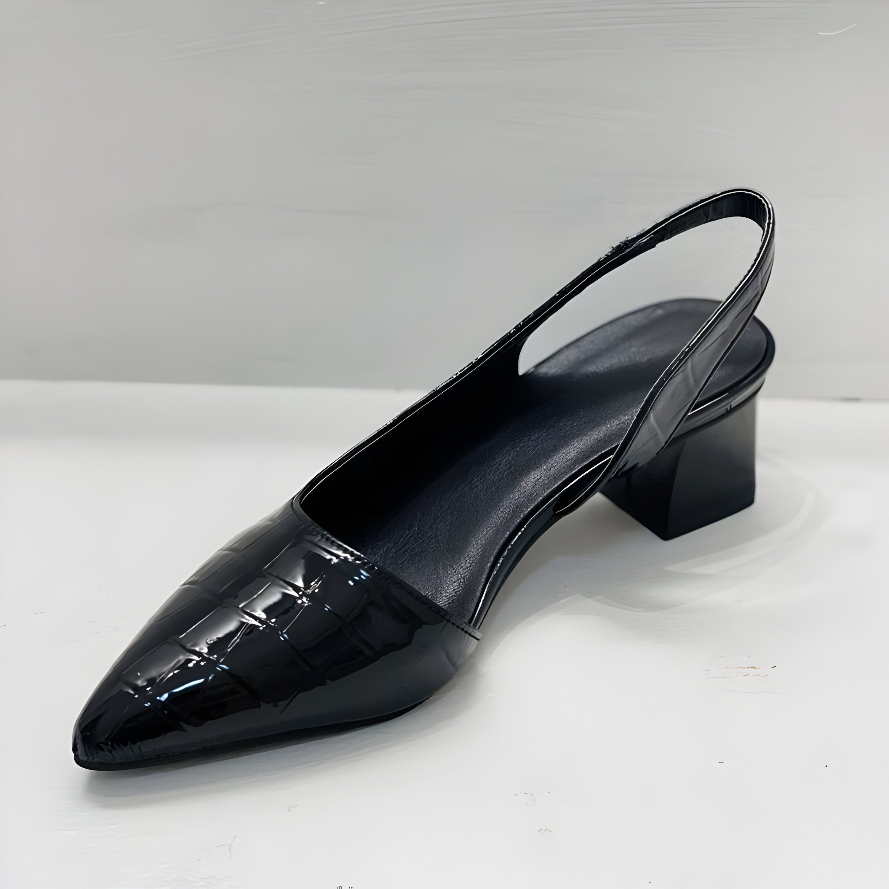 Wynn - Schuhe mit Absatz und breiter Zehenbox
