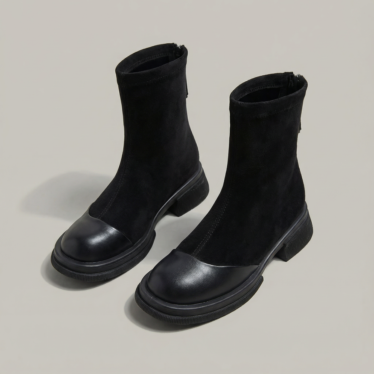 Ausilia – Elegante Stiefeletten mit niedrigem Absatz und runder Schuhspitze