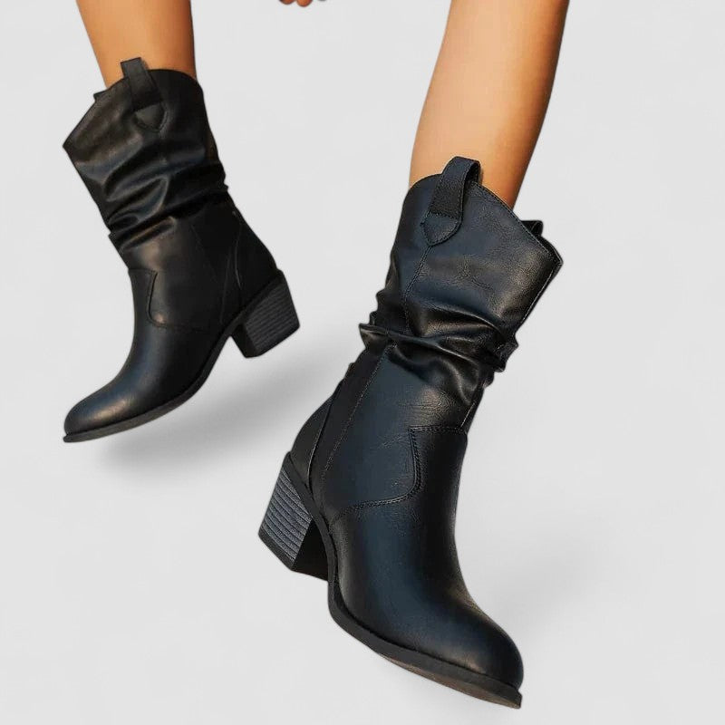 Eleanora | Stiefel mit gerafftem Schaft und Absatz