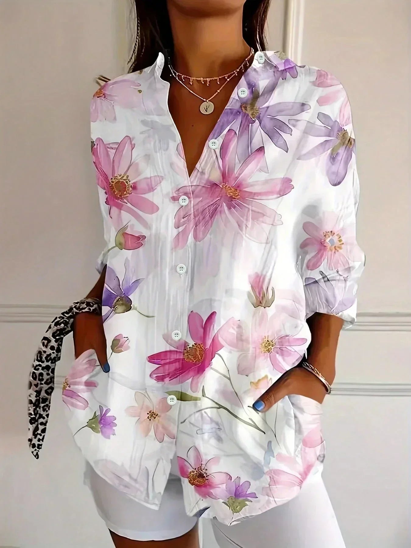 Astrid | Bluse mit bunten Mustern
