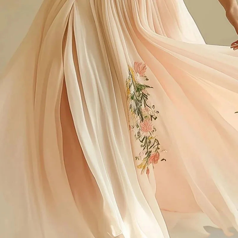 Olivia™ | Abendkleid mit V-Ausschnitt