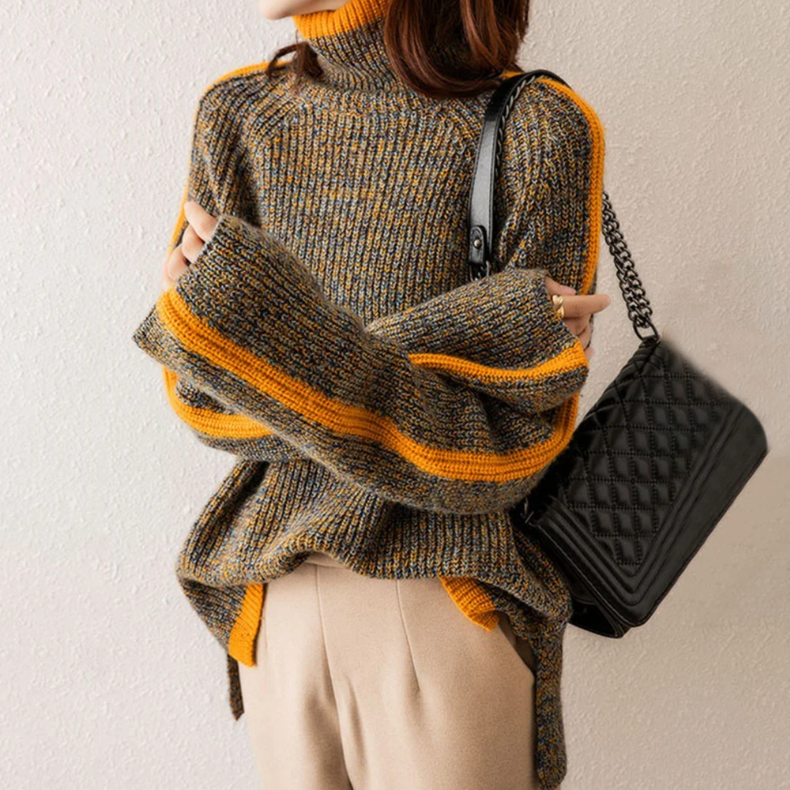 Thalia - Stilvoller und kuscheliger Pullover