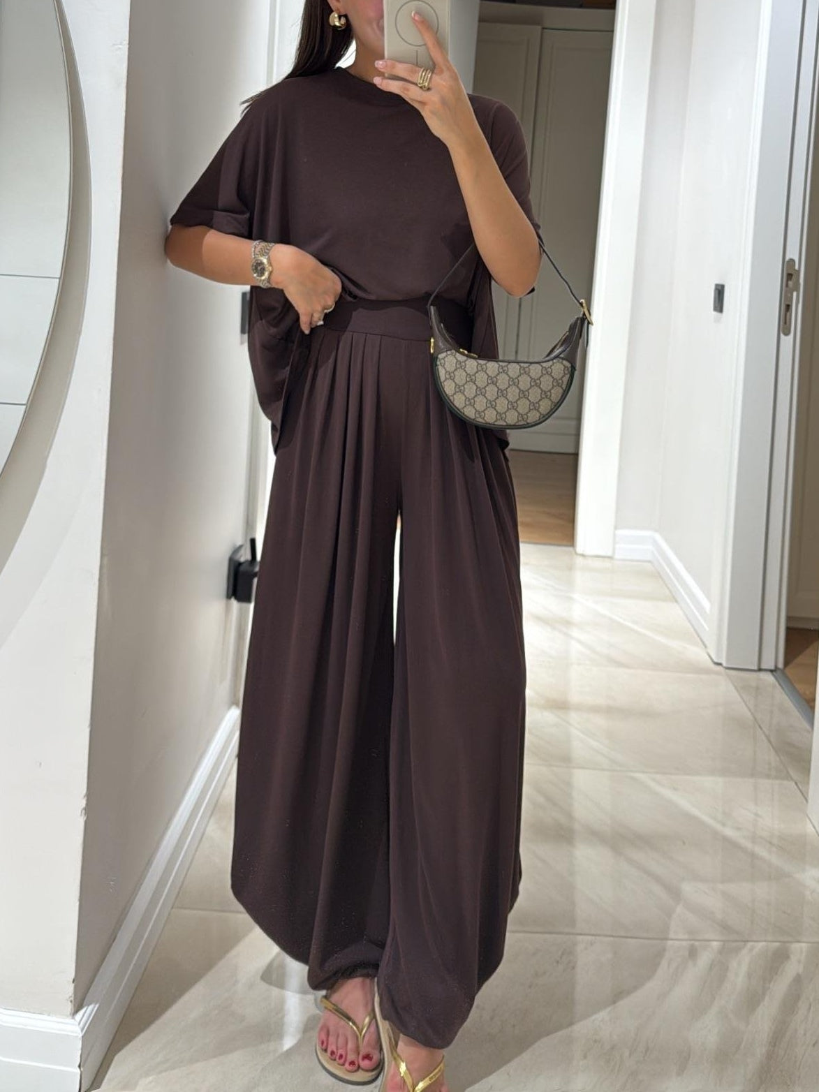 Patrycja - lässiges Ensemble mit Hose