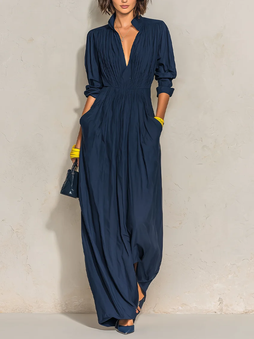 Daniela | Marineblaues plissiertes Maxikleid mit V-Ausschnitt