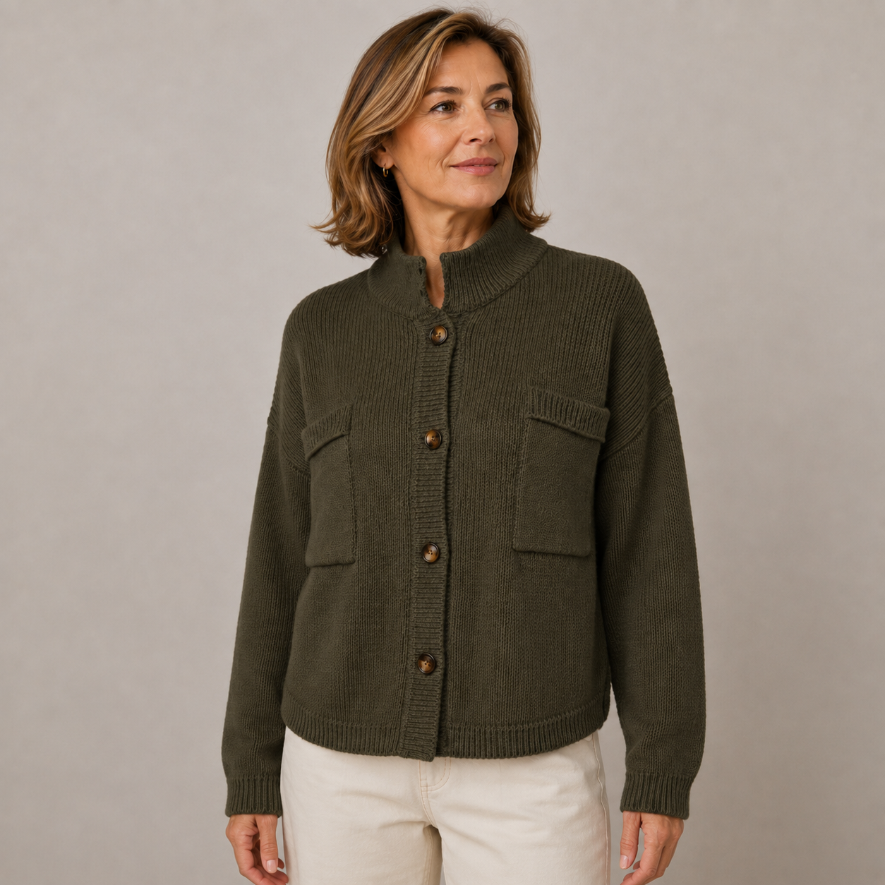Augusta™ Cardigan mit Stehkragen und Knöpfen