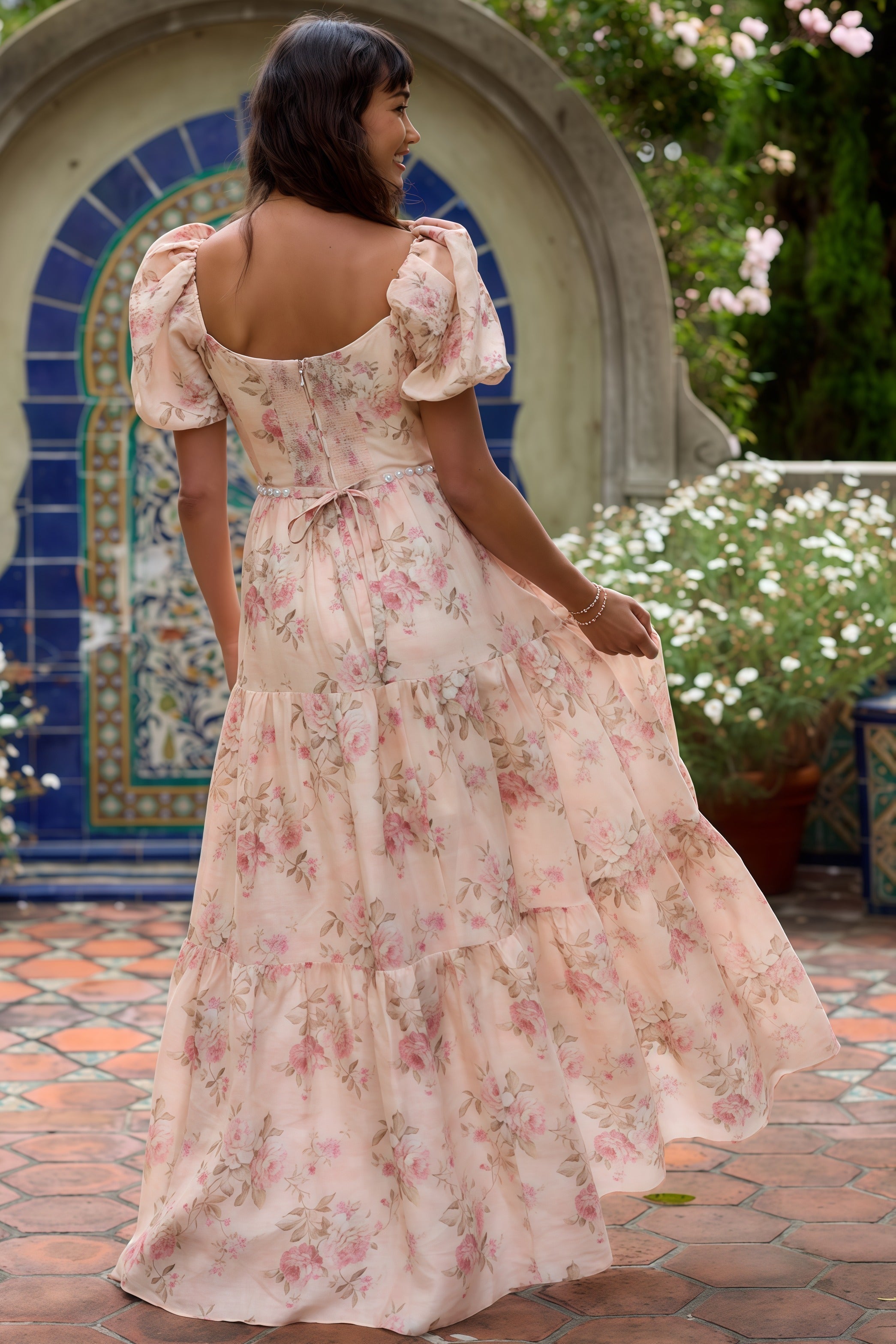 Layla™ | Elegantes schwebendes Kleid