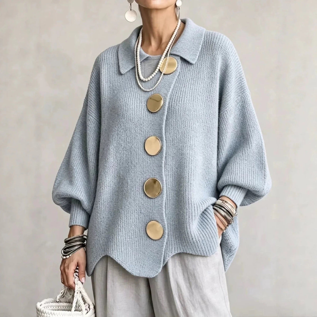 Karina | Oversize-Strickjacke mit Kragen und Knöpfen