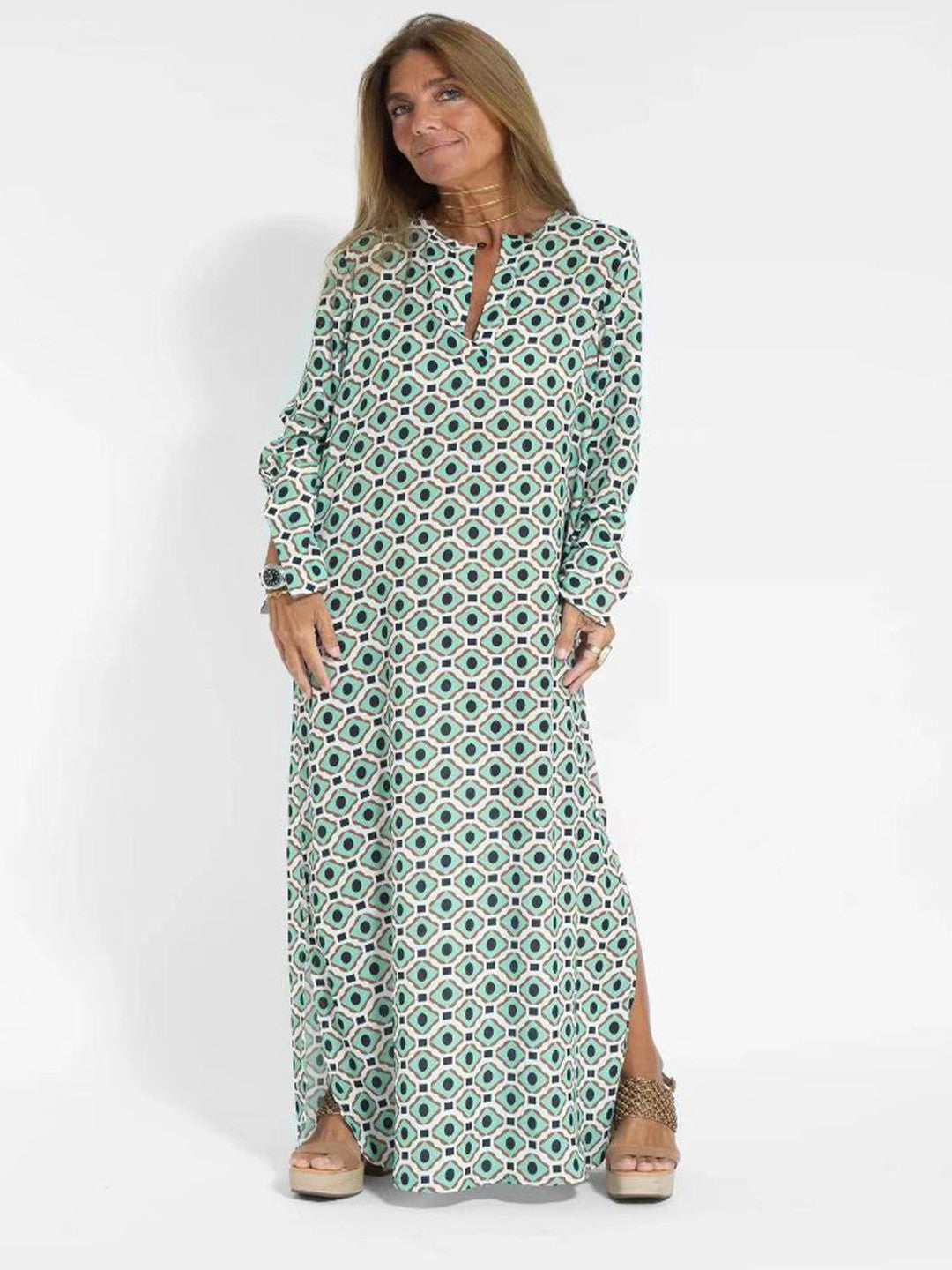 Chels - Kleid, das den Bauch bedeckt