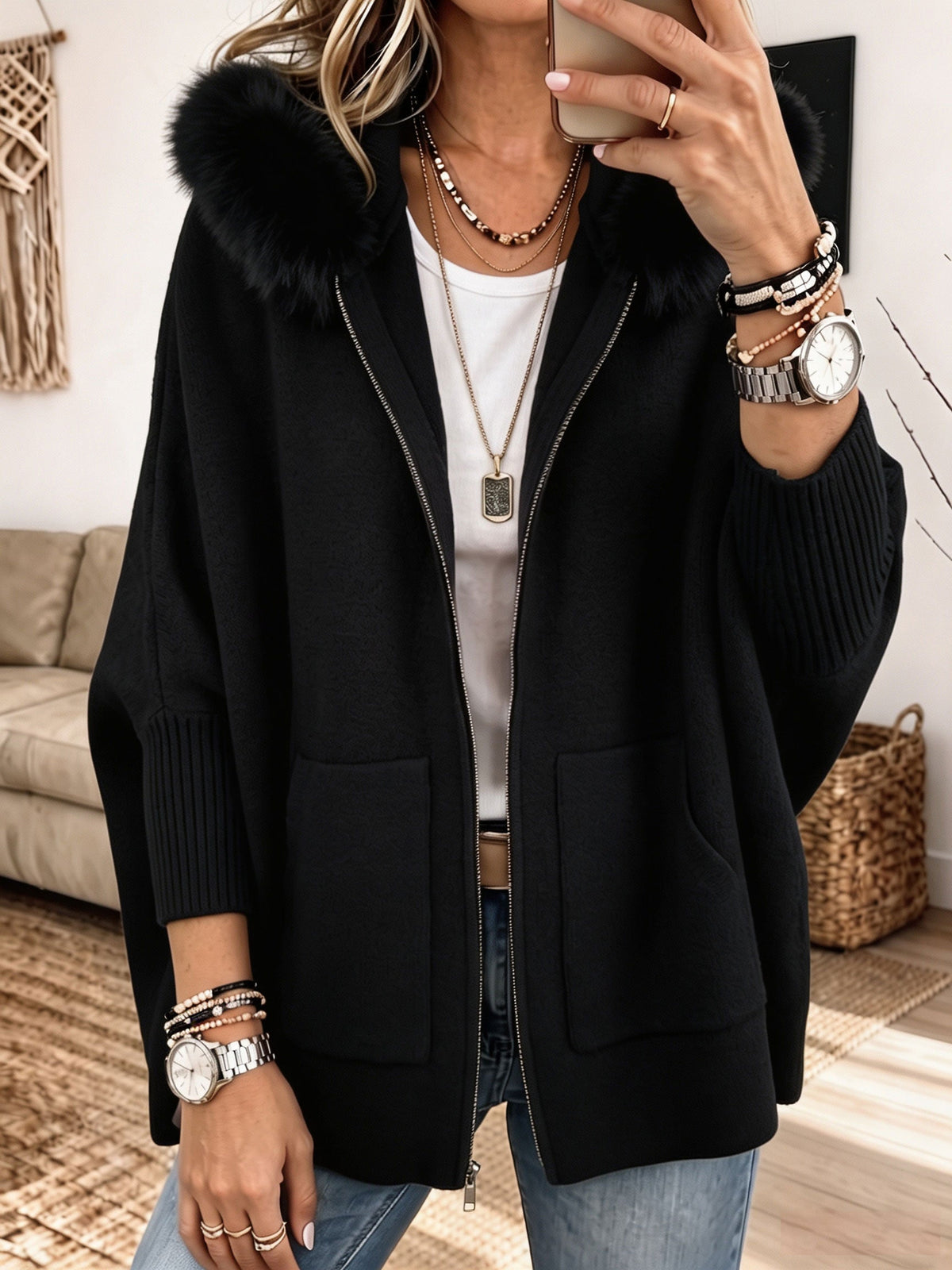 Brynja – Strickcardigan mit Fellkapuze