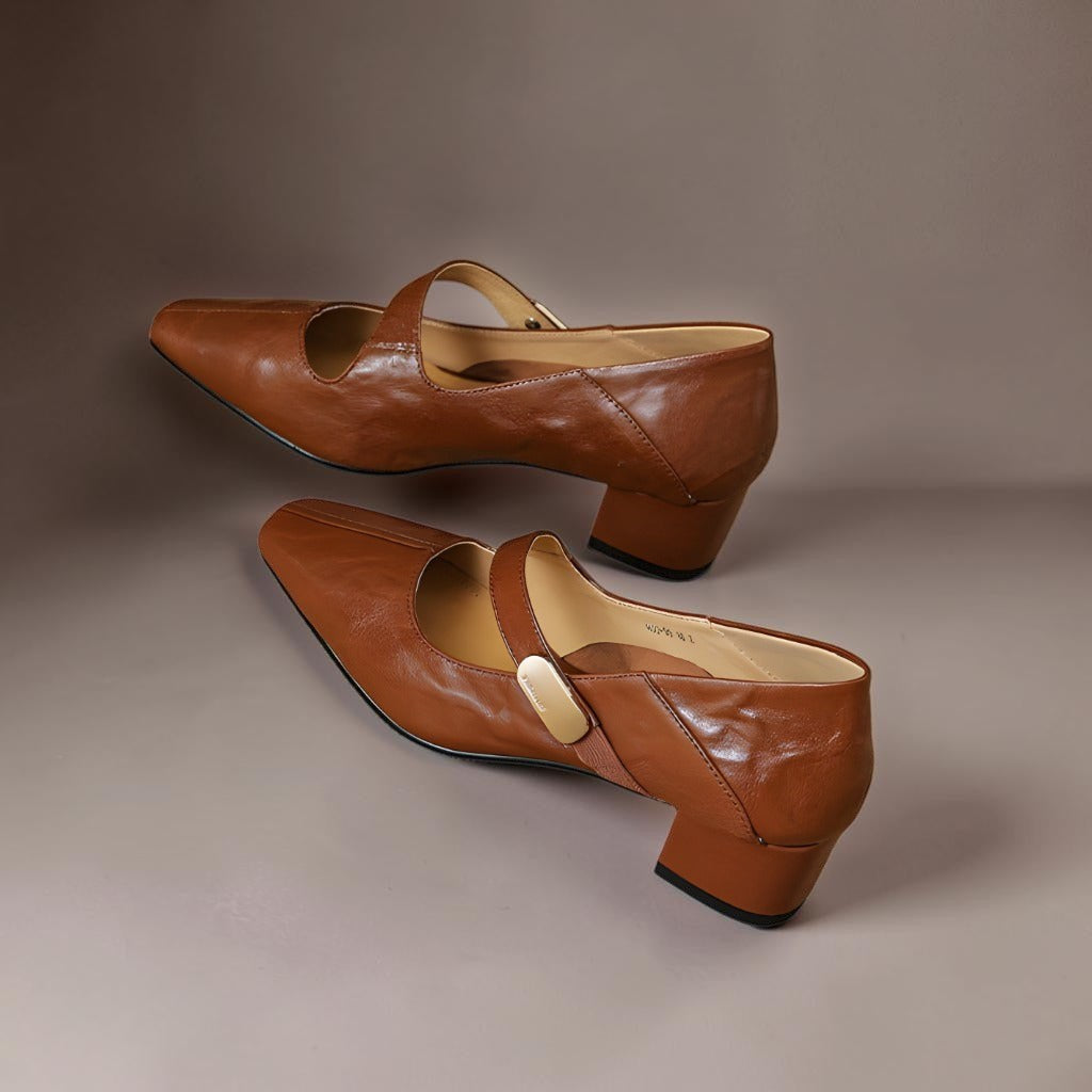 Else | Elegante Mary-Jane-Schuhe mit goldfarbener Schnalle