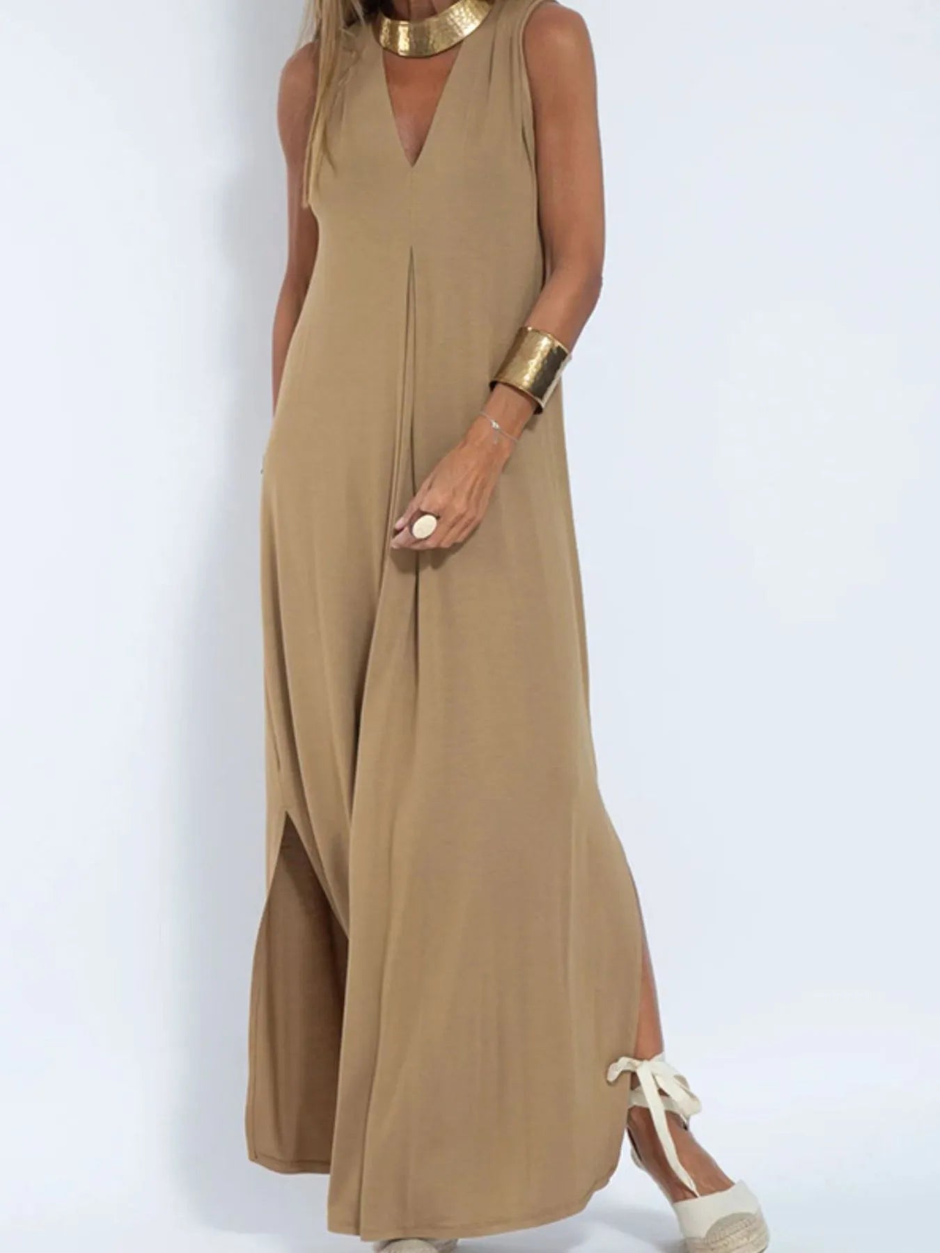 Ärmelloses Maxikleid mit V-Ausschnitt und Schlitz Große Größen