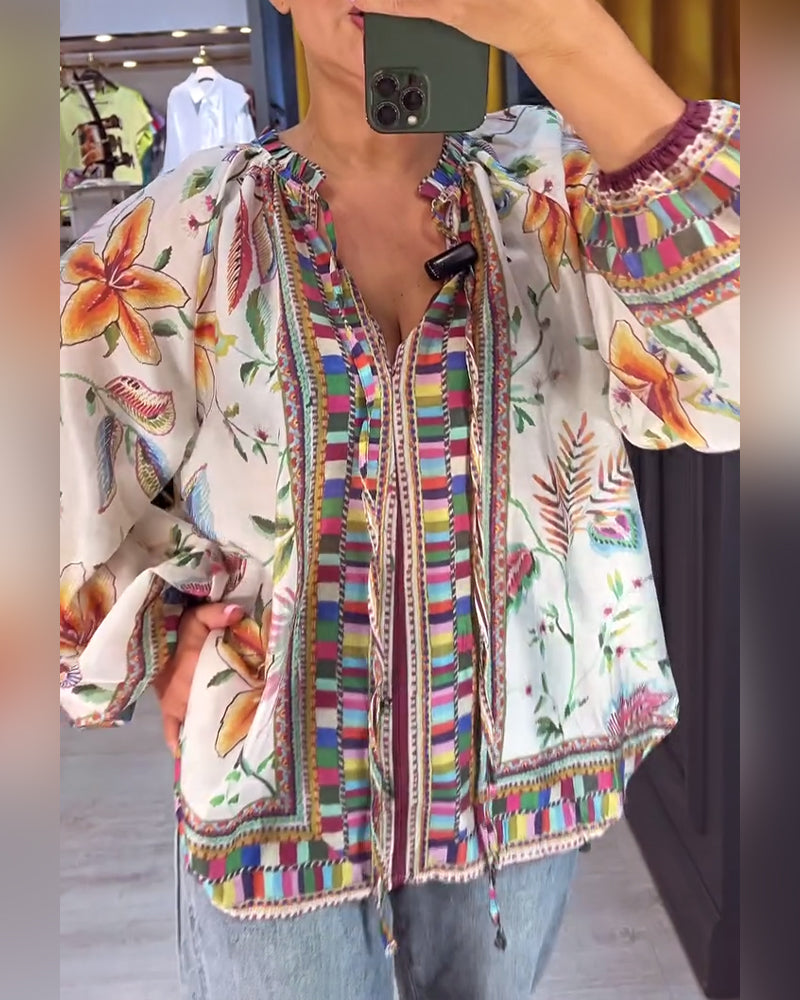 Sexy Bluse mit V-Ausschnitt und modischem Druck