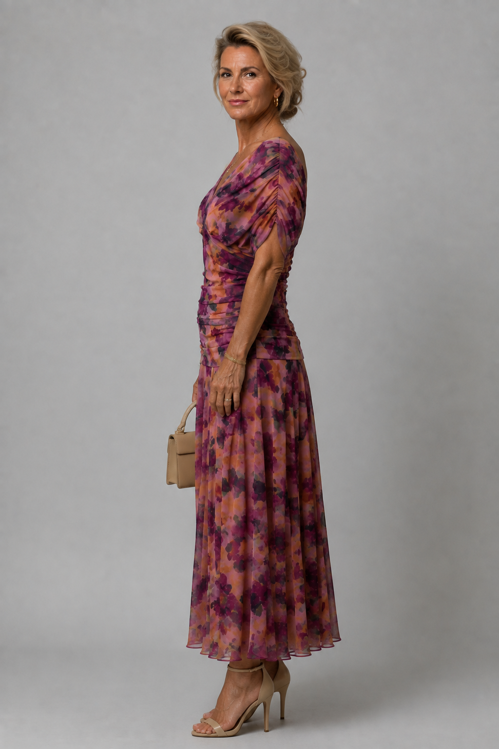 Ariane | Drapiertes schulterfreies Midikleid