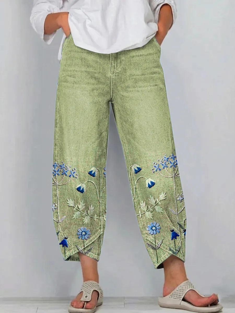 Boho-Denimhose mit Blumenmuster