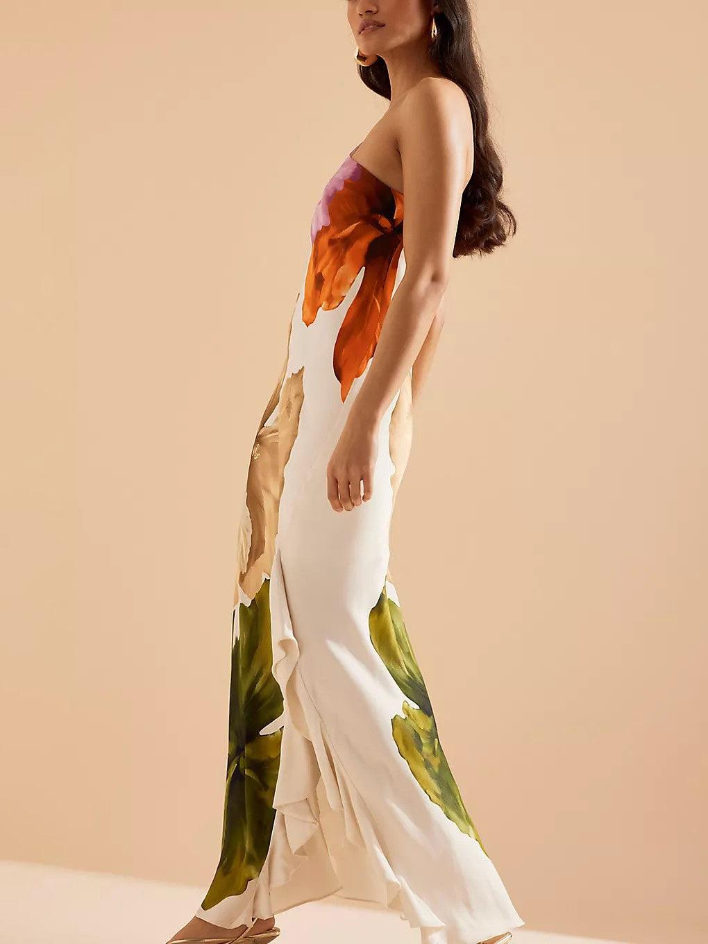 Kira | Elegantes Maxikleid mit Blumendruck und offener Schulterpartie