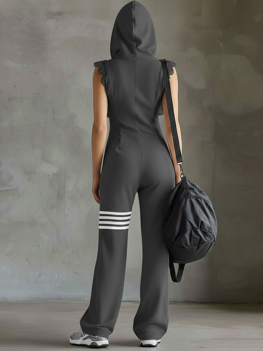 Daniela - Sportlicher Retro-Overall mit Kapuze und Streifen