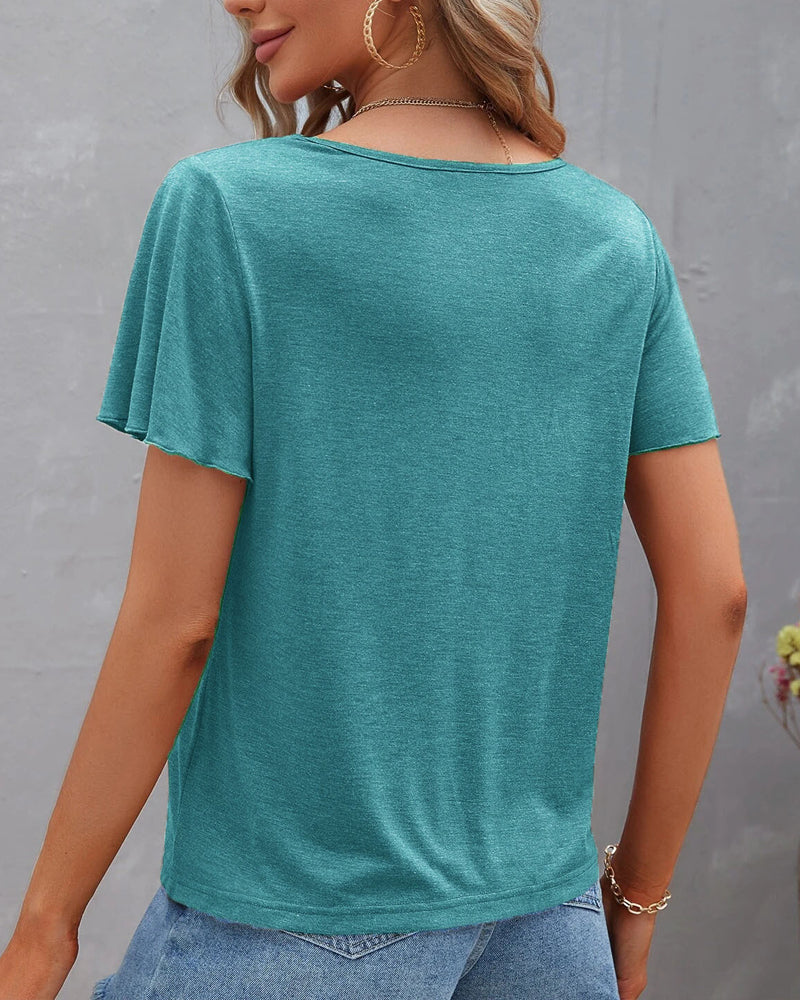 Einfarbiges T-Shirt mit Ausschnitt