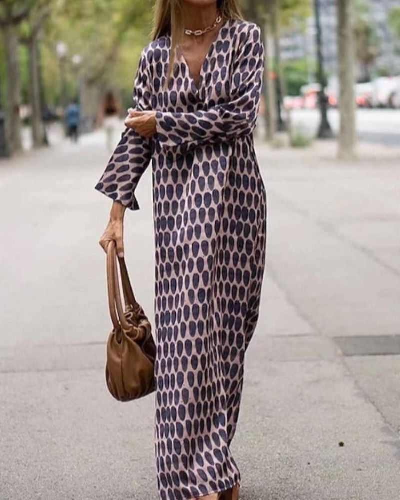 Chels - Kleid, das den Bauch bedeckt