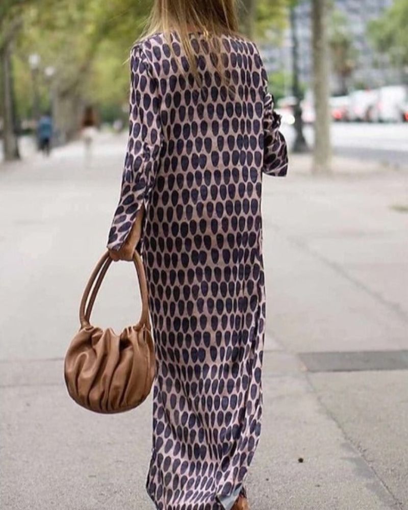 Chels - Kleid, das den Bauch bedeckt