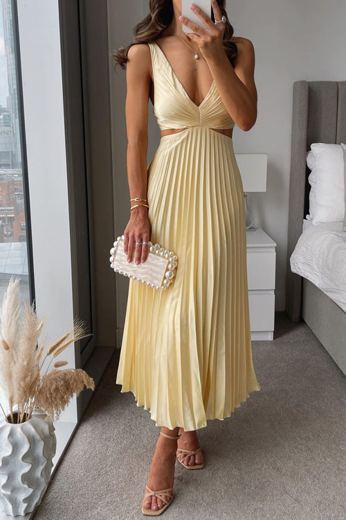 EVA™ | Langes ärmelloses Plisseekleid mit Taillenausschnitt