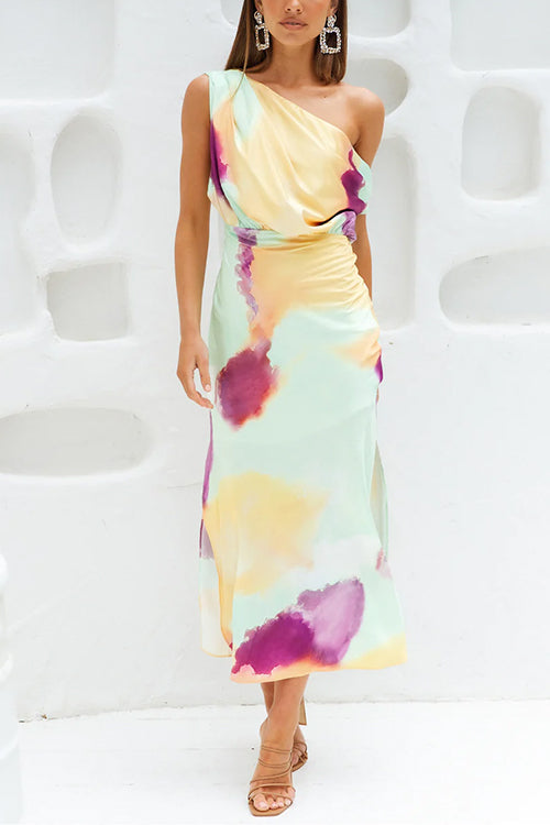 Langes asymmetrisches Kleid mit Tie-Dye-Druck