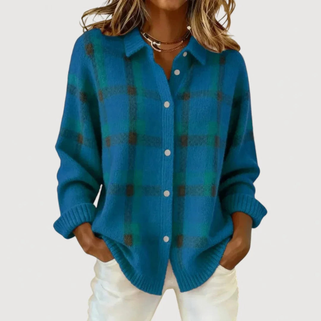 Clara – Karierte Strickjacke