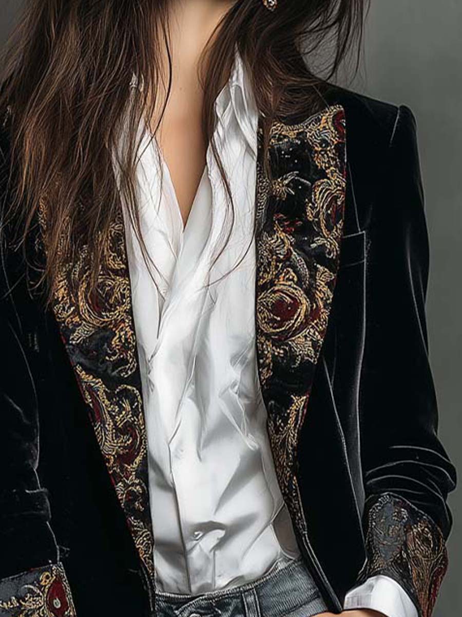 Damen Slim-Fit-Blazer in Schwarz mit Barockmuster und Revers