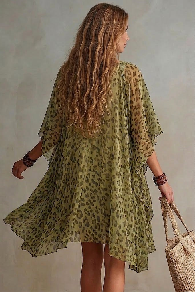 Thyra – Luftiges Kleid mit Leopardenmuster