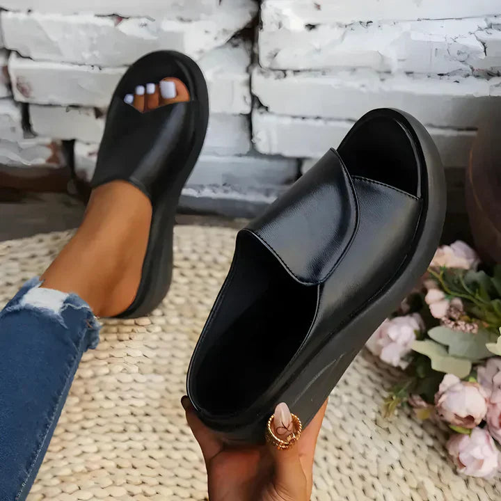 Eliza™ – Orthopädische Keilabsatz-Slipper