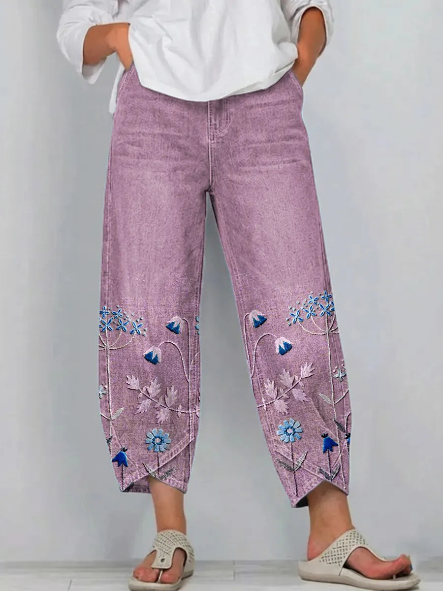 Boho-Denimhose mit Blumenmuster