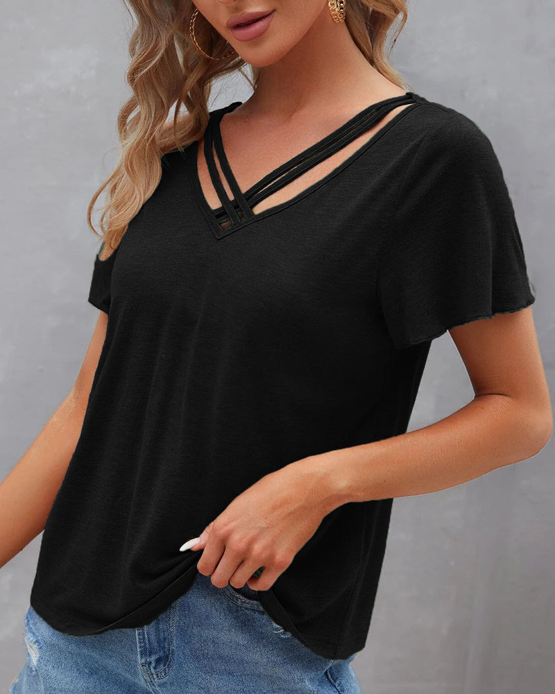 Einfarbiges T-Shirt mit Ausschnitt