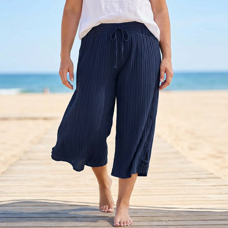 Soraya – Gerippte Caprihose mit weitem Bein