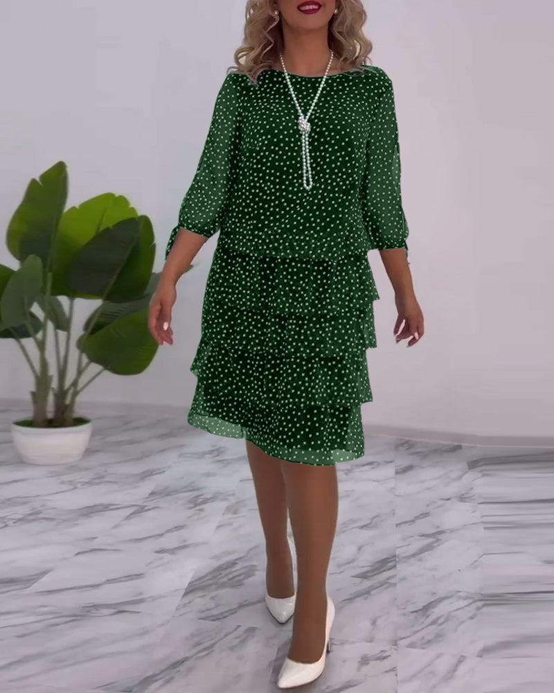 Madeleine – Elegantes Kleid mit Tupfen & Stufenrock