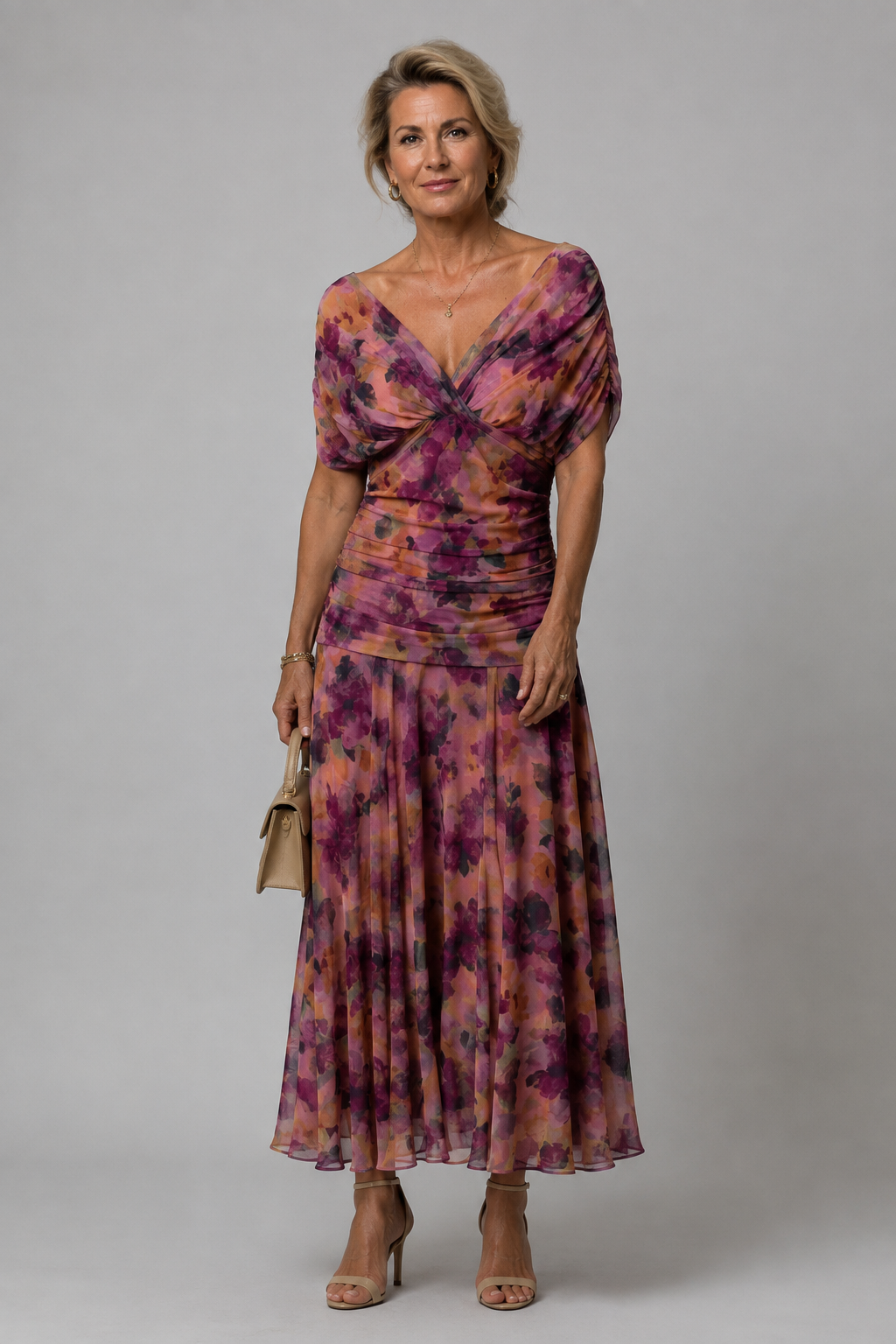 Ariane | Drapiertes schulterfreies Midikleid