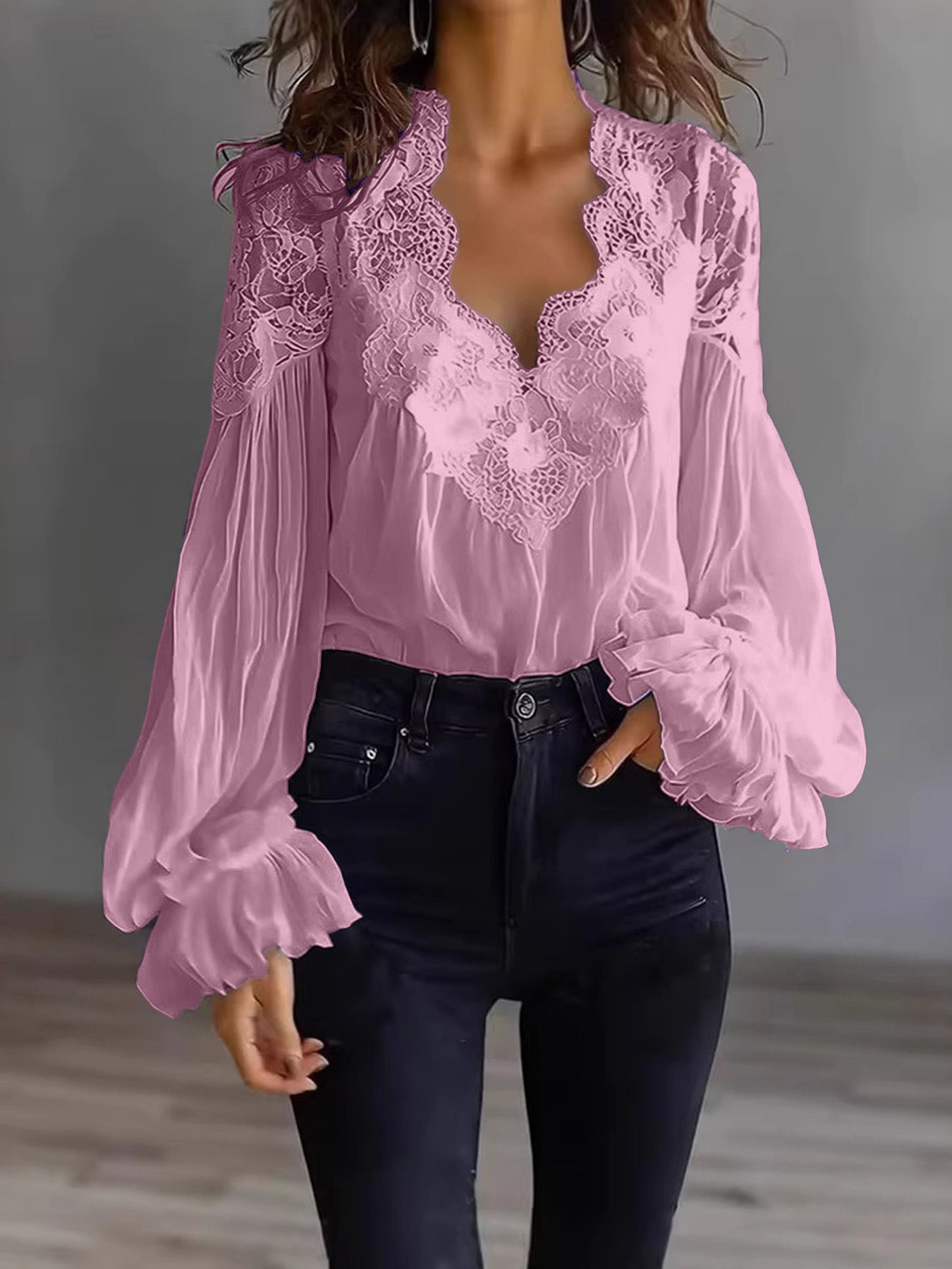 Joelle | Elegante Spitzenbluse mit Puffärmeln