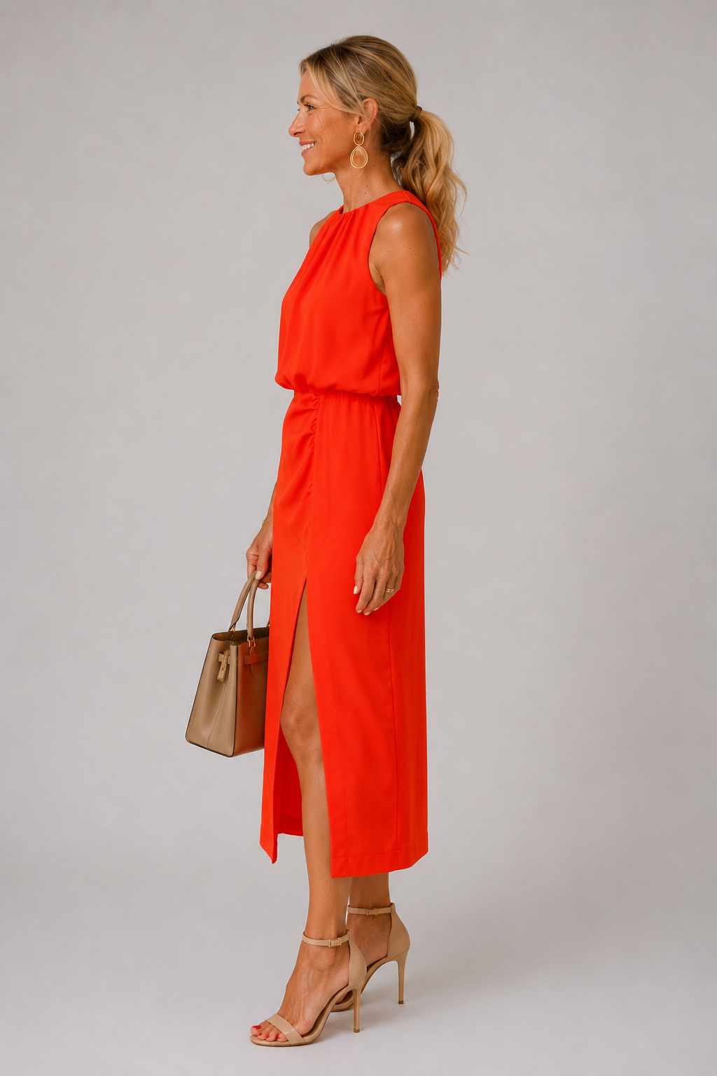 Nicole | Elegantes Sommerkleid mit Schlitz