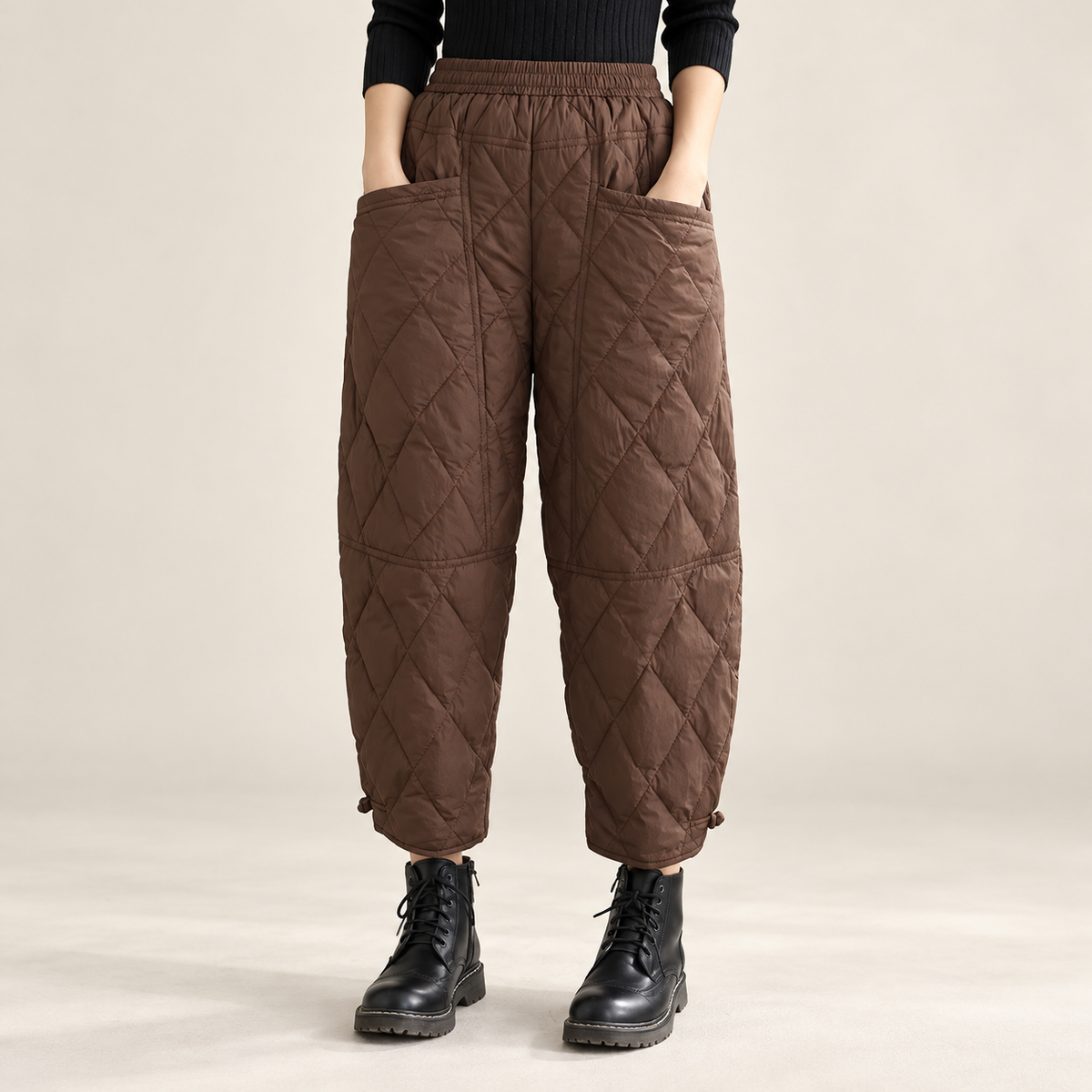 Nella — die warme und weiche Hose für kalte Tage.